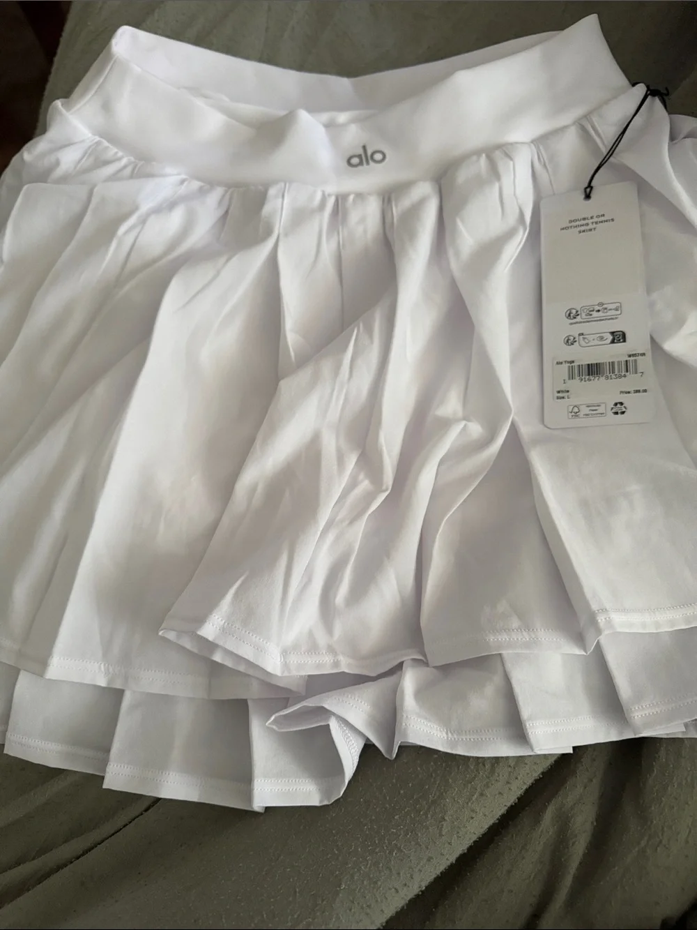 ALO Yoga White Pleated Circle Skirt